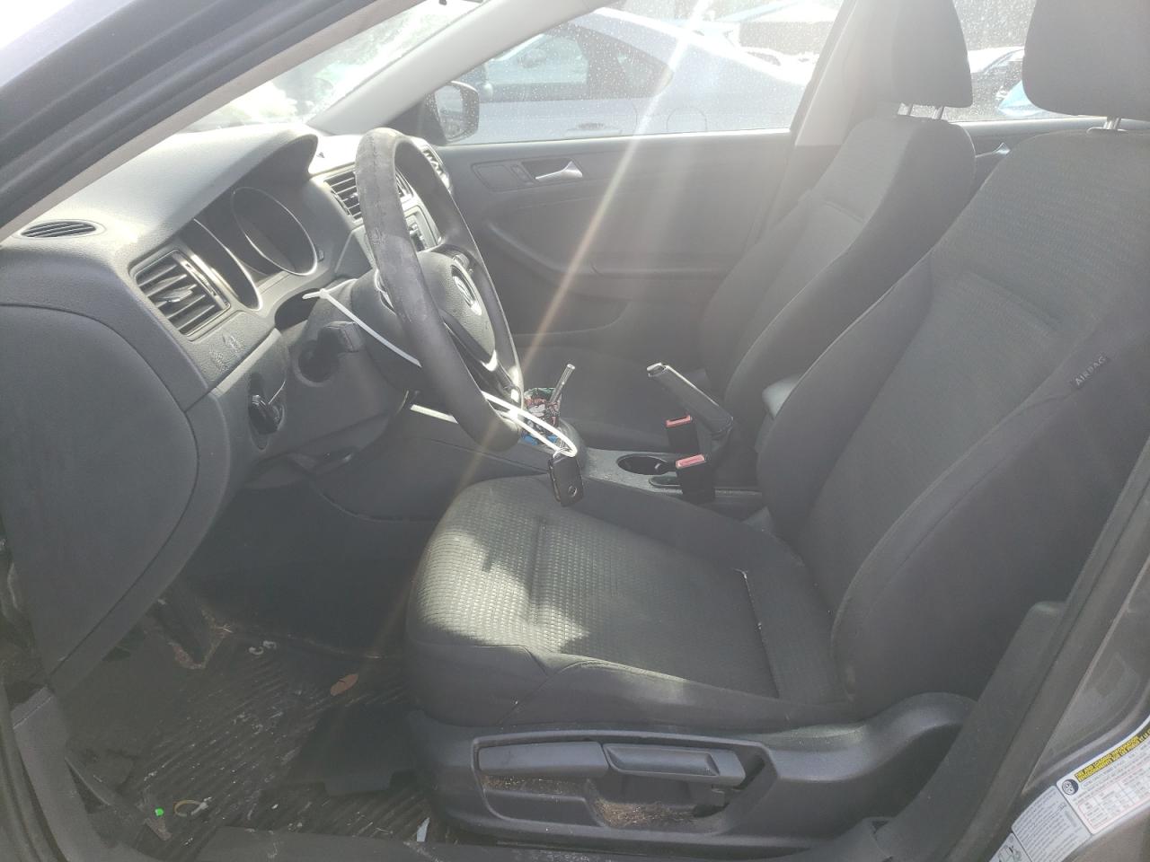 2015 Volkswagen Jetta - Image 7