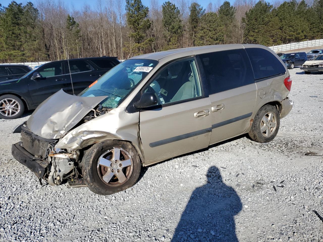 2005 Dodge Caravan - Image 1