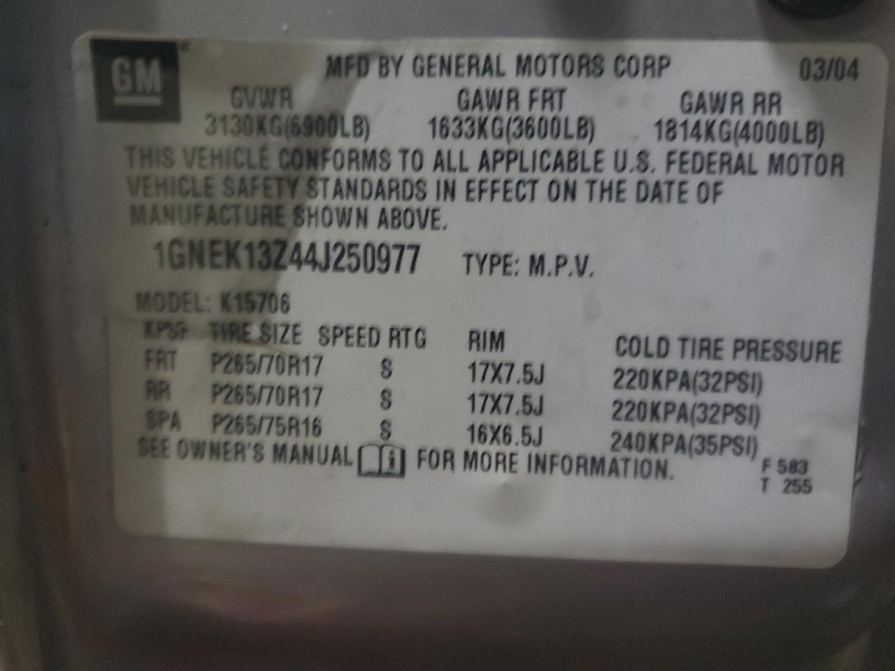2004 Chevrolet Tahoe - Image 12