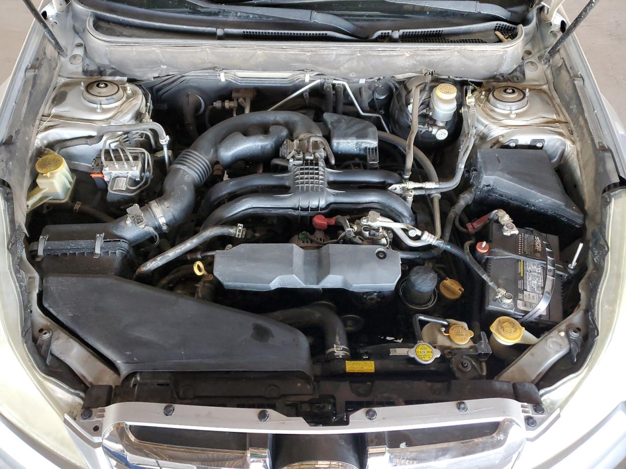 2013 Subaru Outback - Image 11