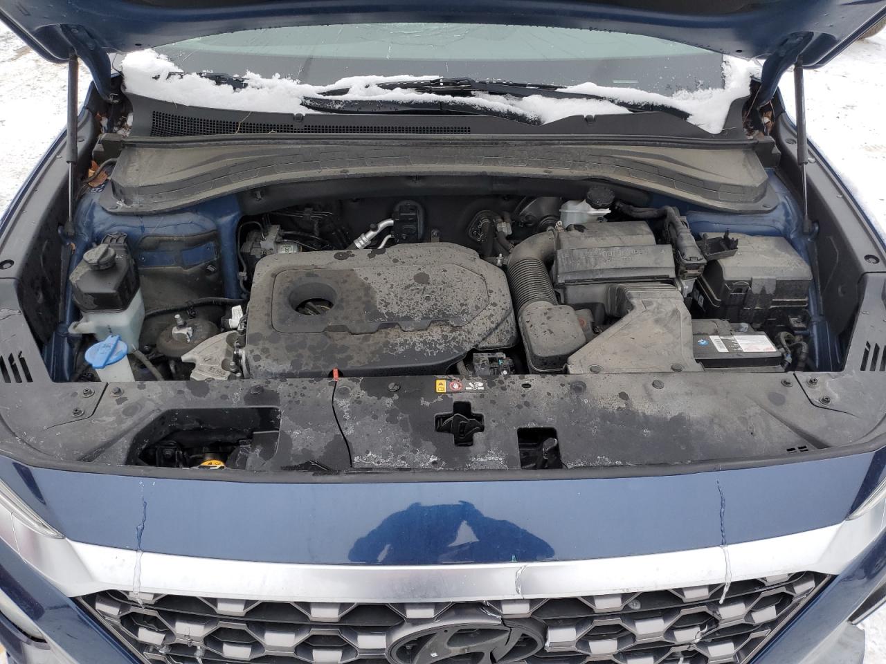2019 Hyundai Santa Fe - Image 12