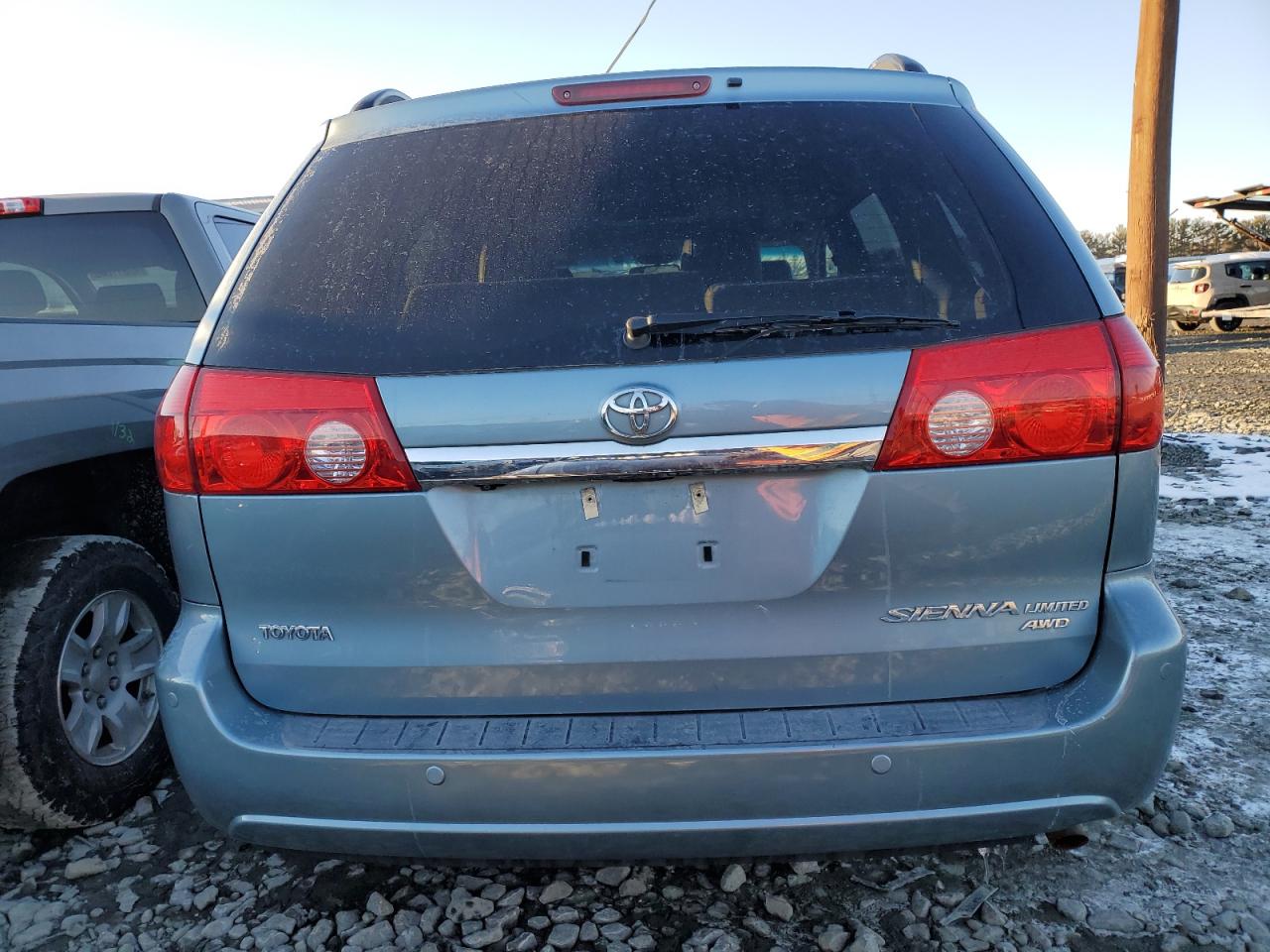 2008 Toyota Sienna - Image 6