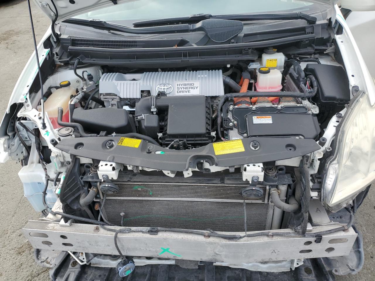 2014 Toyota Prius - Image 11