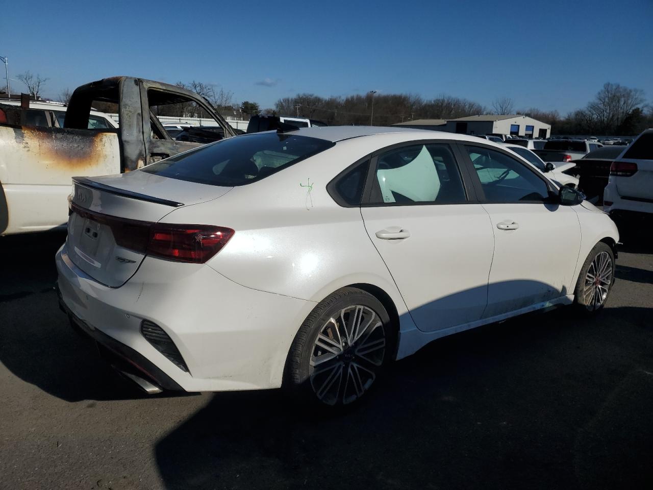 2024 Kia Forte - Image 3