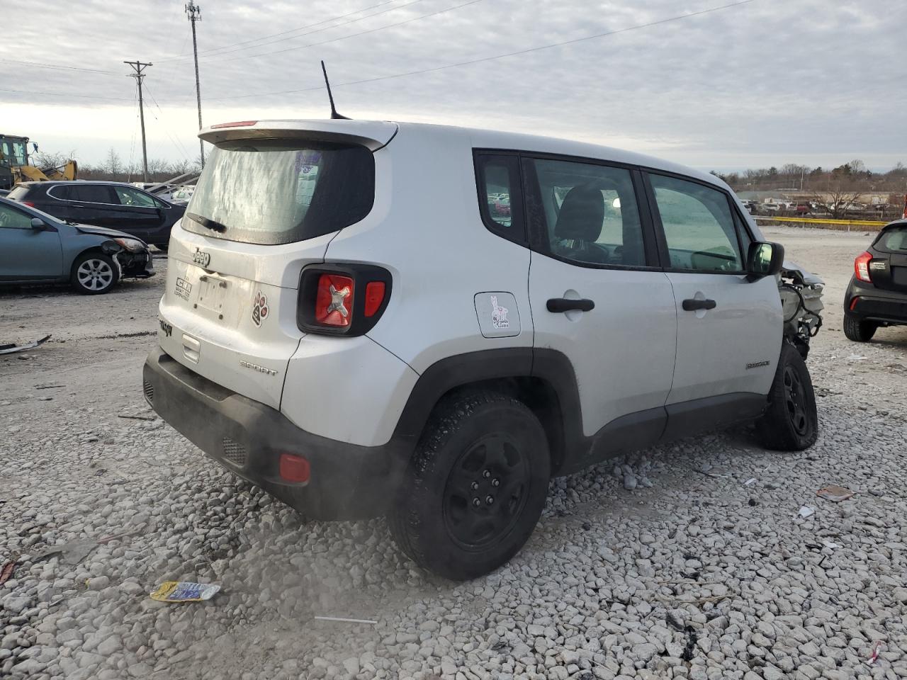 2020 Jeep Renegade - Image 3