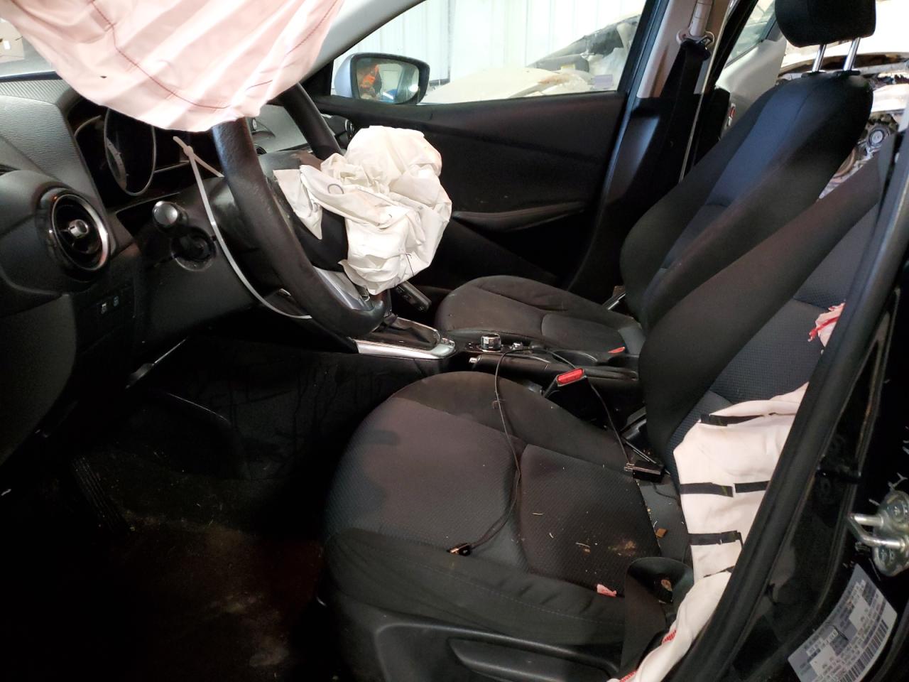 2018 Toyota Yaris - Image 7