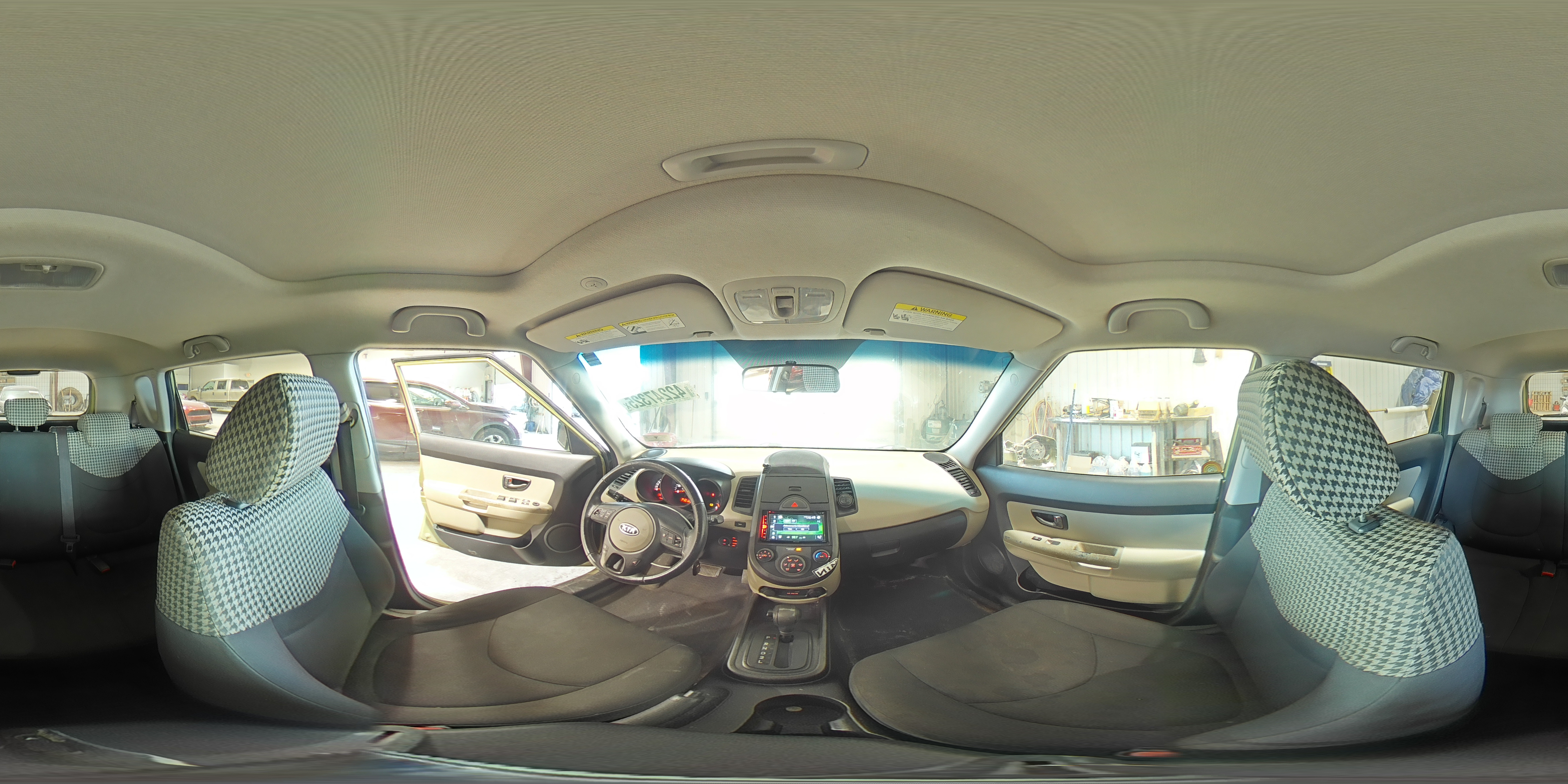 2010 Kia Soul - Image 14