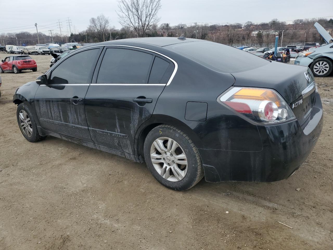 2012 Nissan Altima - Image 2