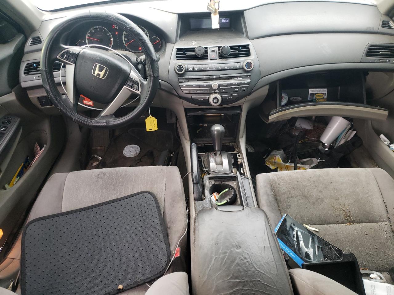 2009 Honda Accord - Image 8