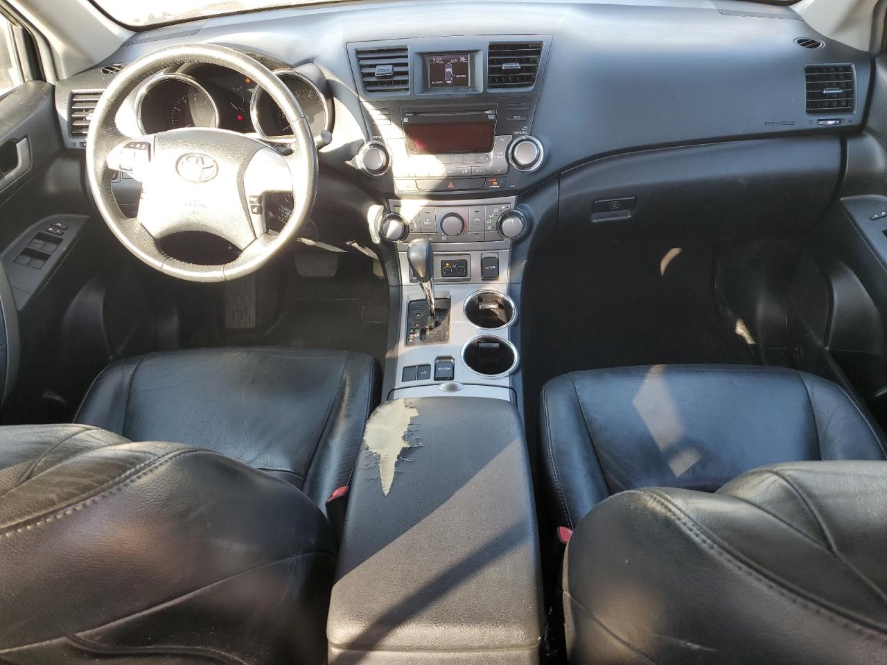 2012 Toyota Highlander - Image 8
