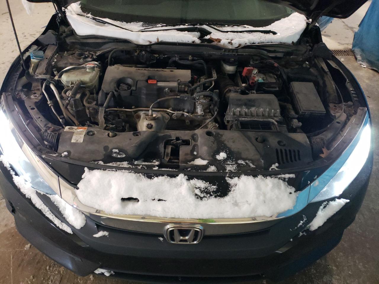 2018 Honda Civic - Image 11