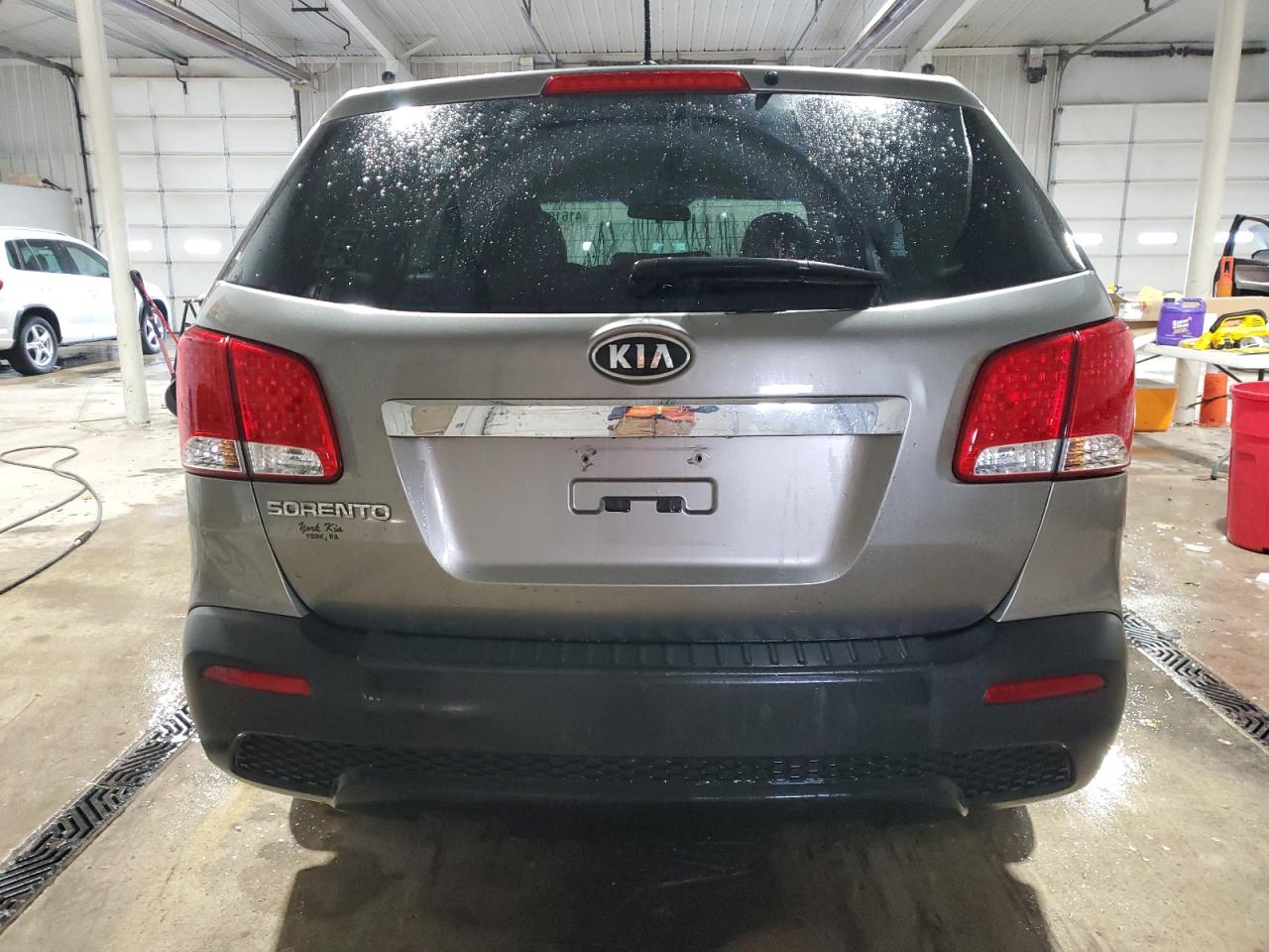 2011 Kia Sorento - Image 6
