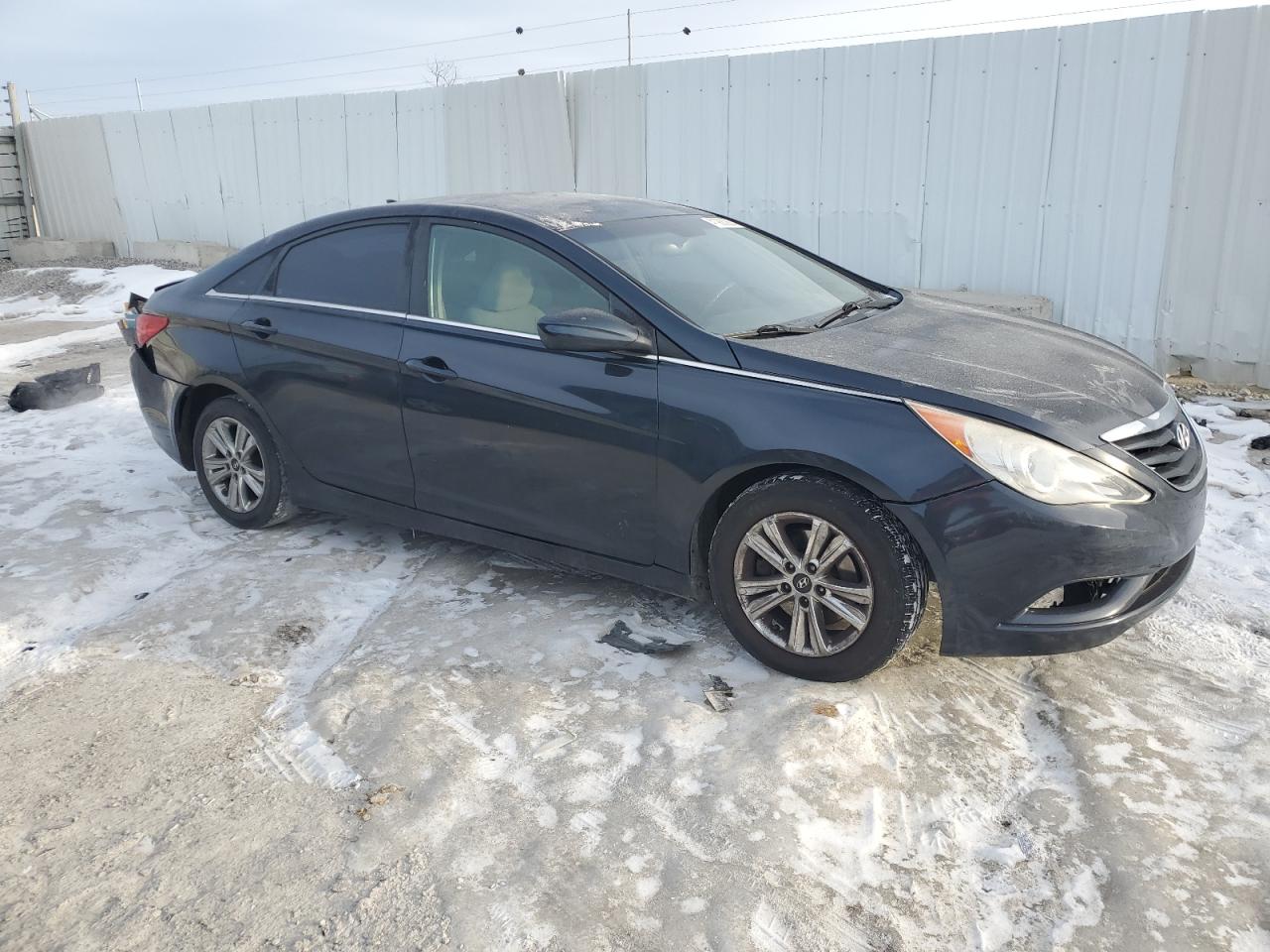 2013 Hyundai Sonata - Image 4