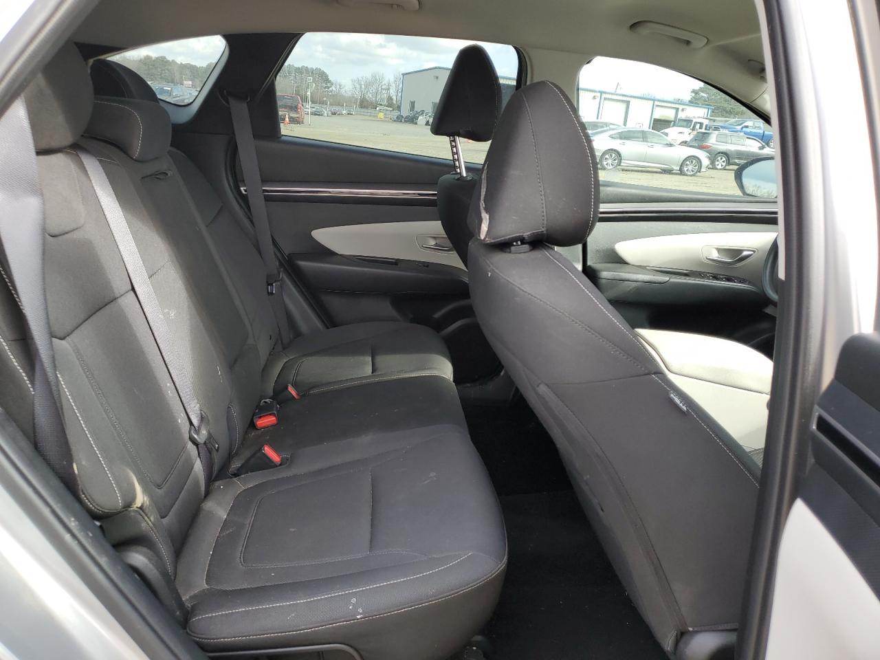 2022 Hyundai Tucson - Image 11