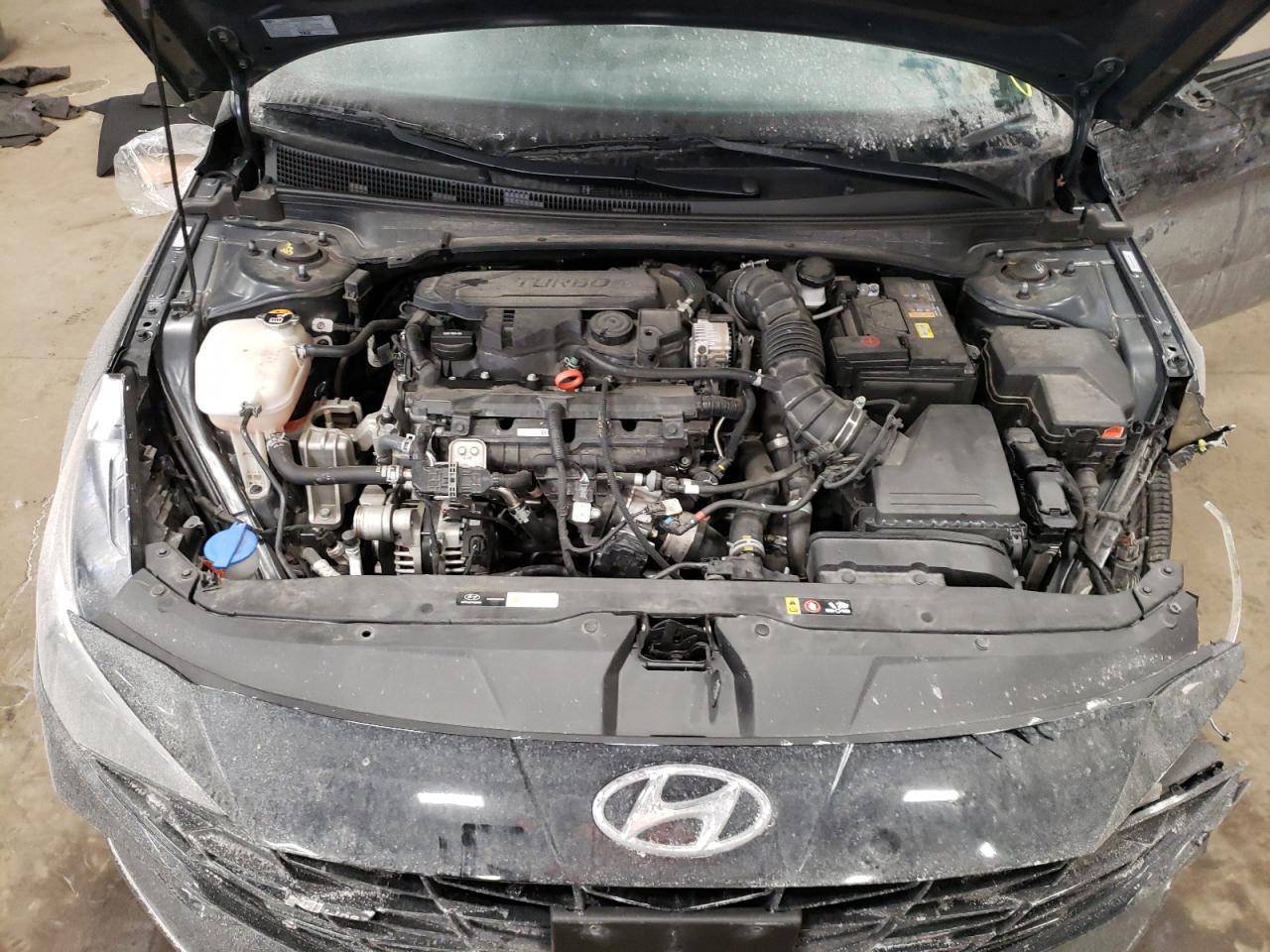 2023 Hyundai Elantra - Image 11