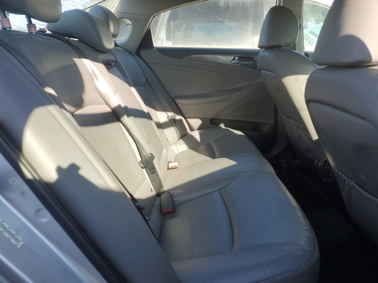 2013 Hyundai Sonata Hybrid VIN: KMHEC4A43DA092285 Lot: 87898135