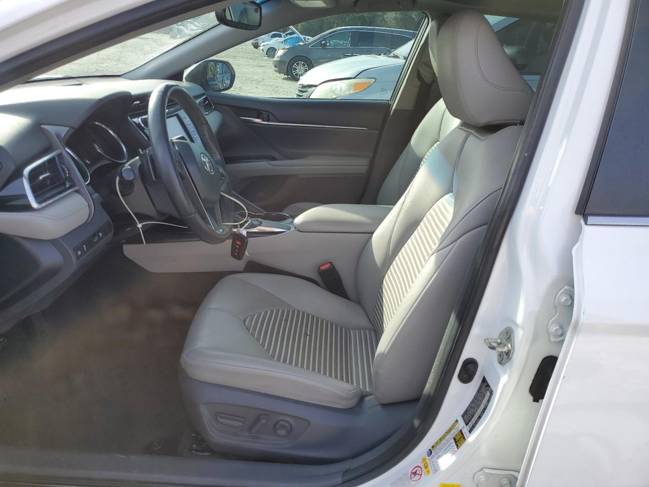 4T1B11HK4JU138924 TOYOTA CAMRY 2018