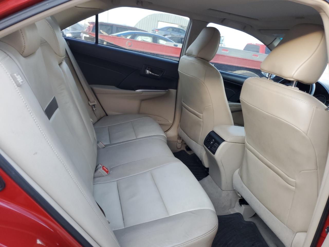 2013 Toyota Camry - Image 10