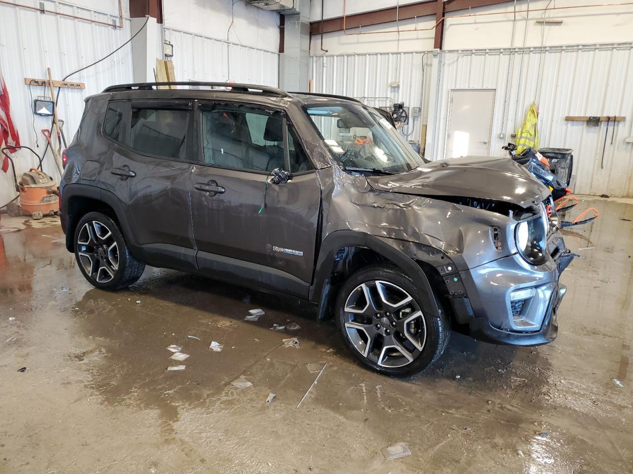 2021 Jeep Renegade - Image 4