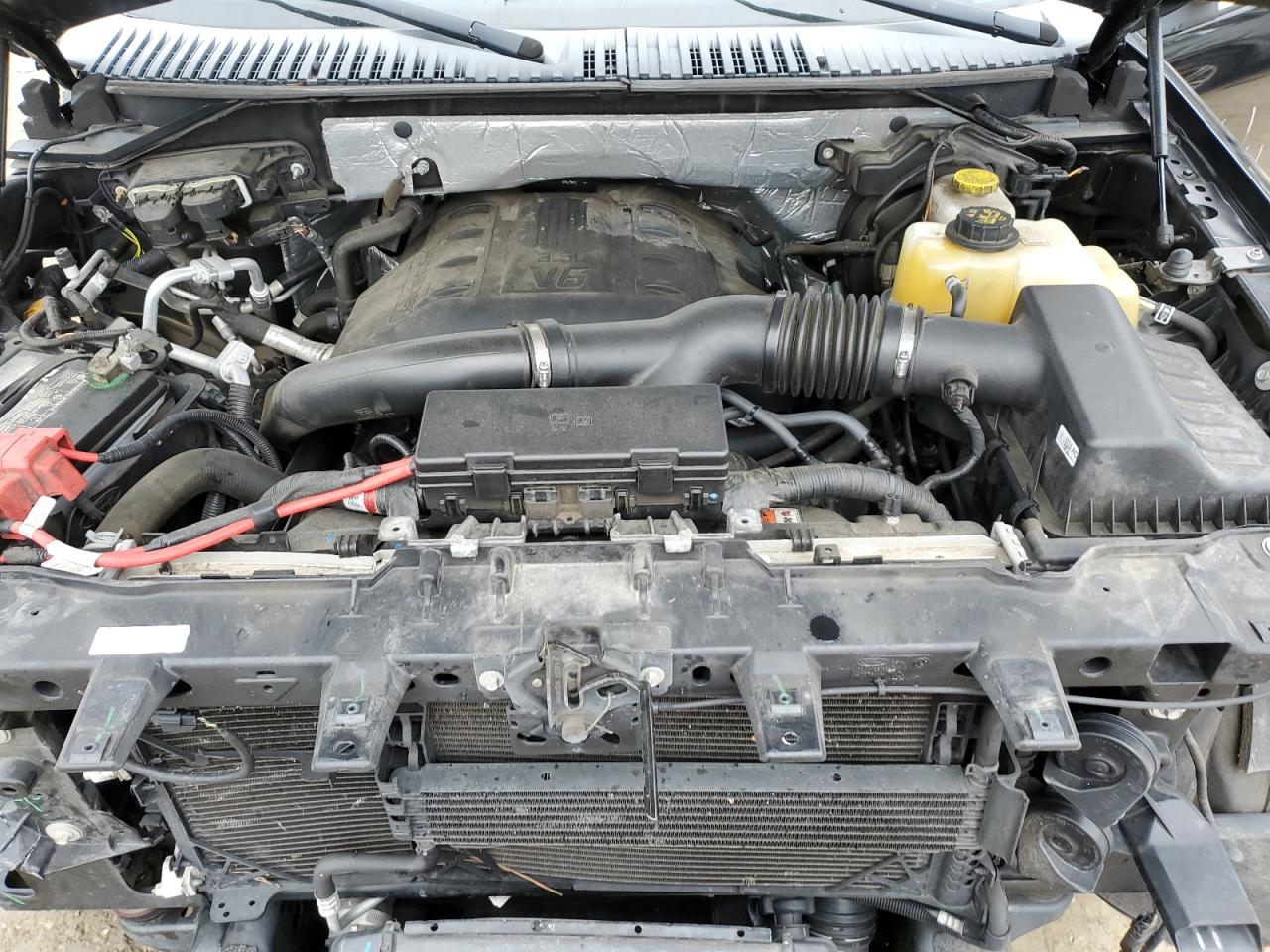2016 Ford Expedition - Image 12