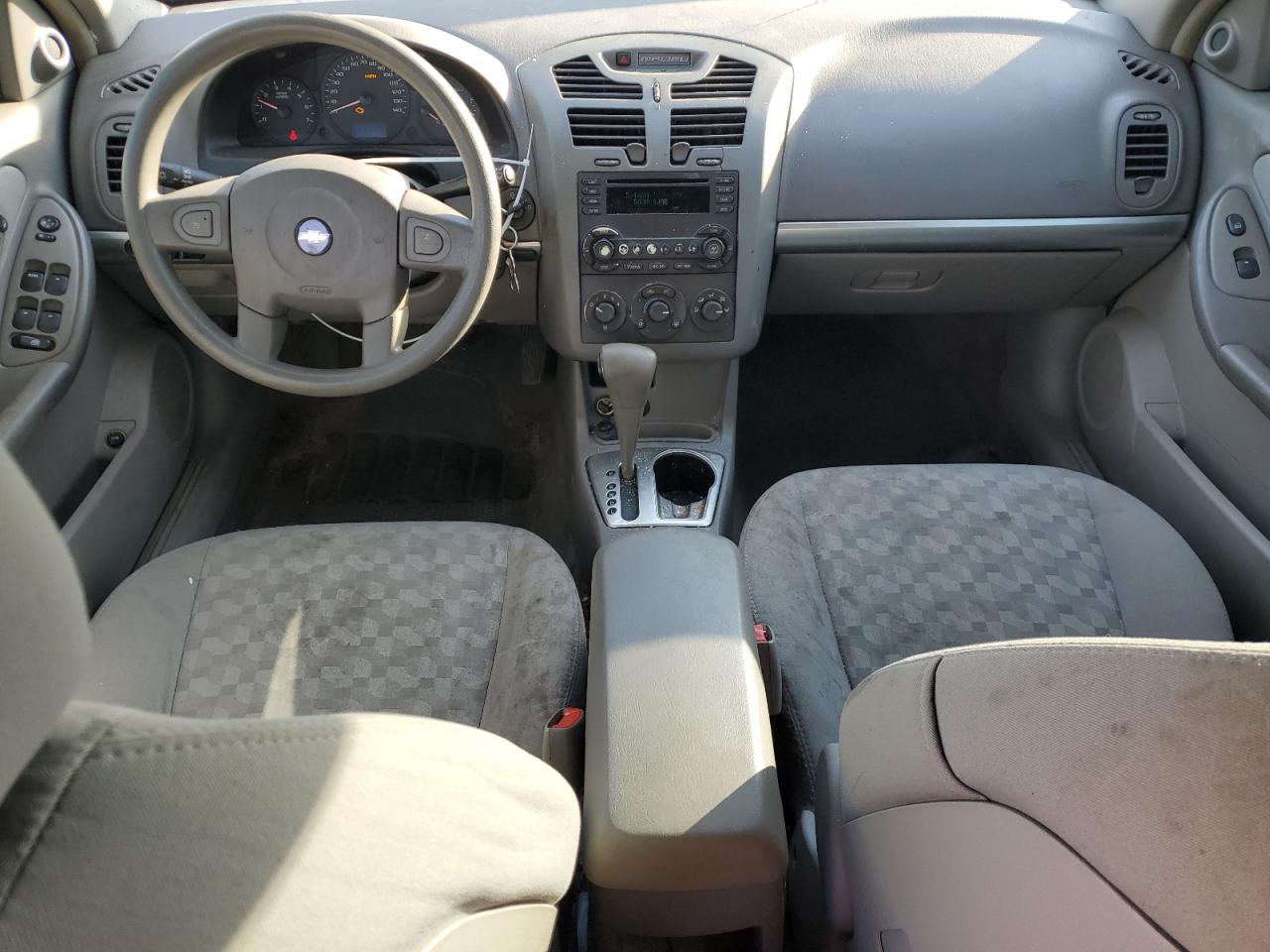 2005 Chevrolet Malibu - Image 8