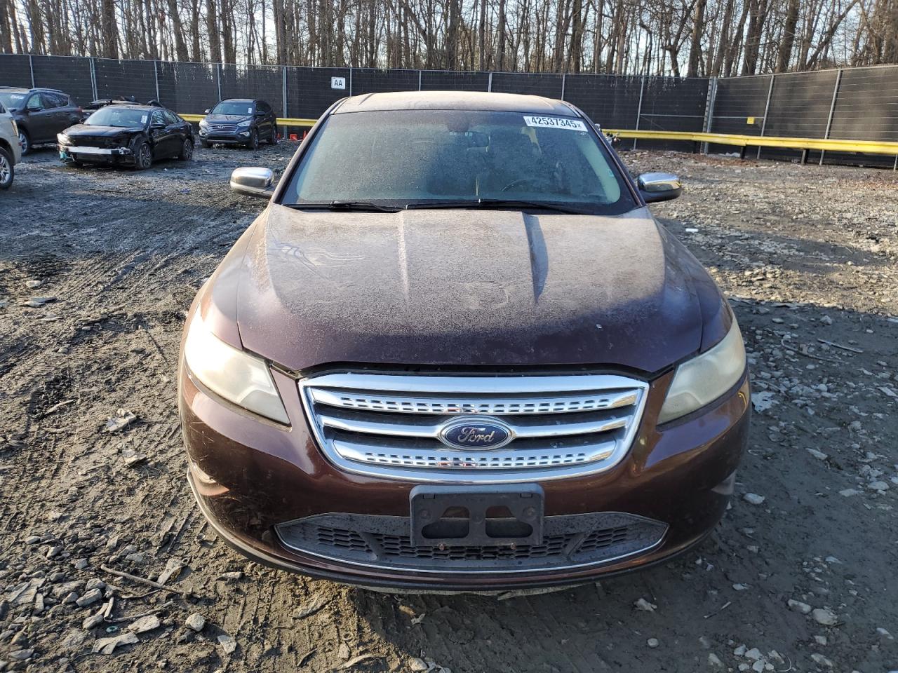 2010 Ford Taurus - Image 5