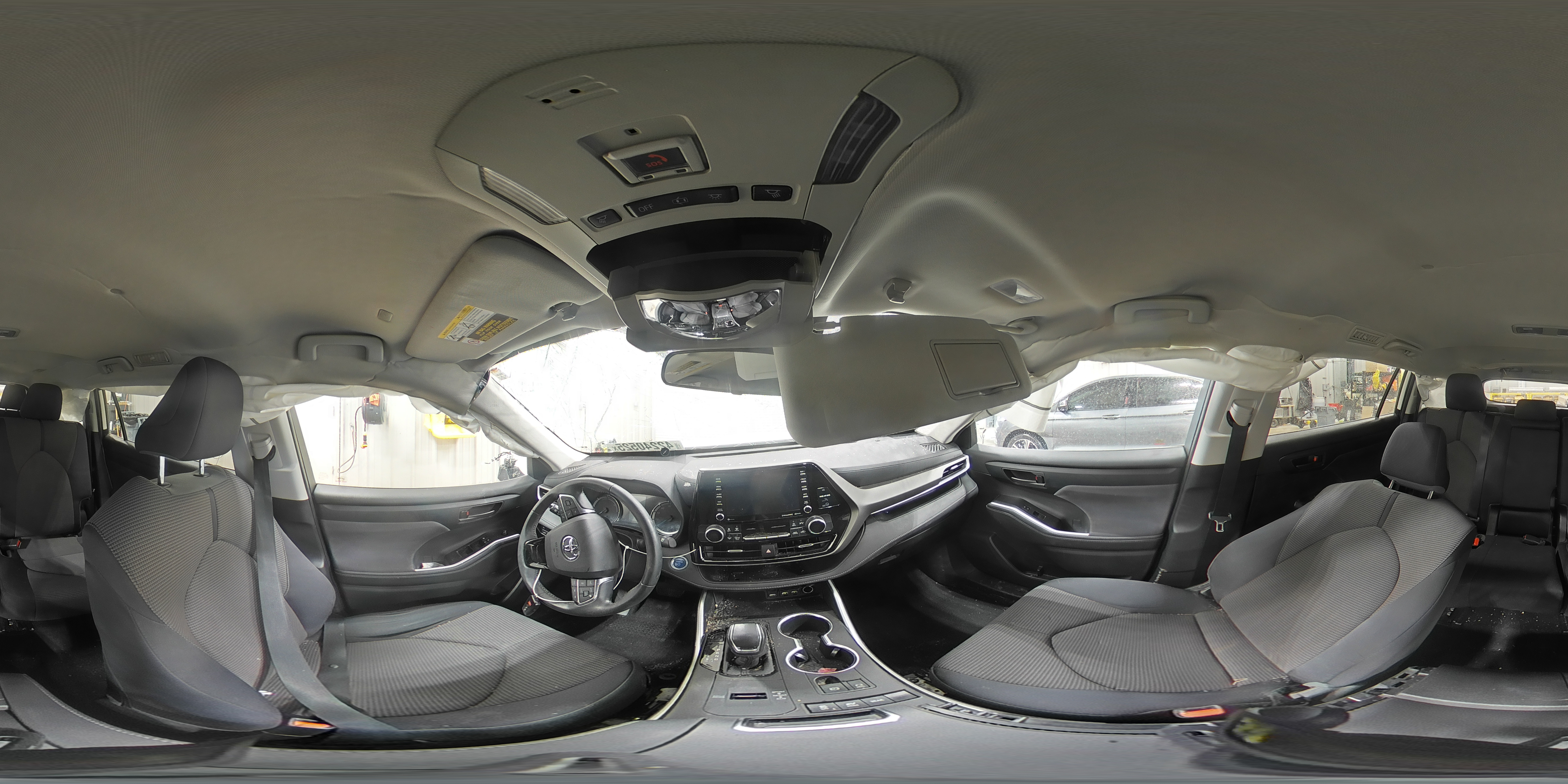 2020 Toyota Highlander - Image 14