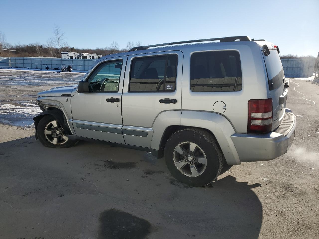 2008 Jeep Liberty (North America) - Image 2