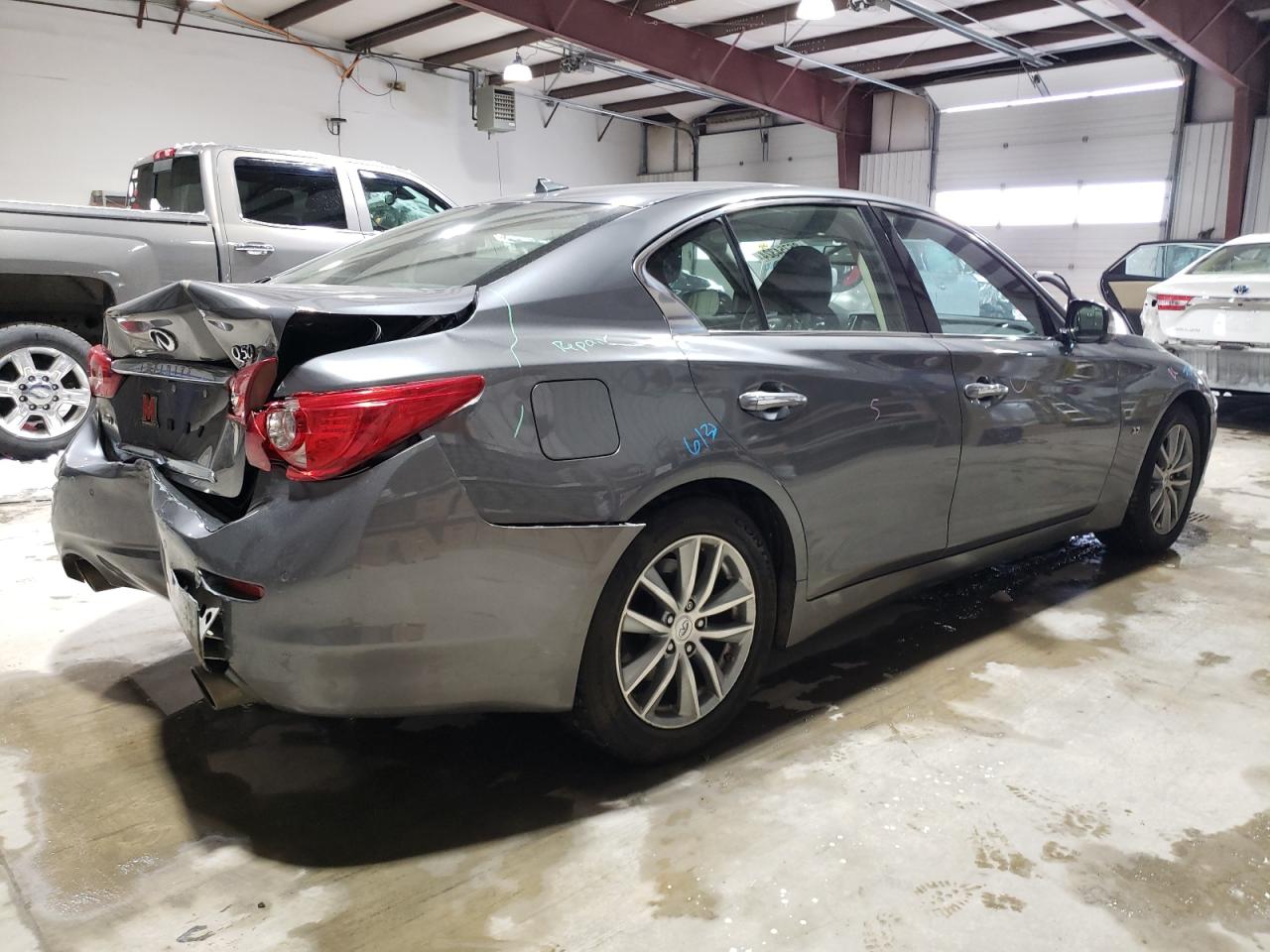 2015 Infiniti Q50 - Image 3