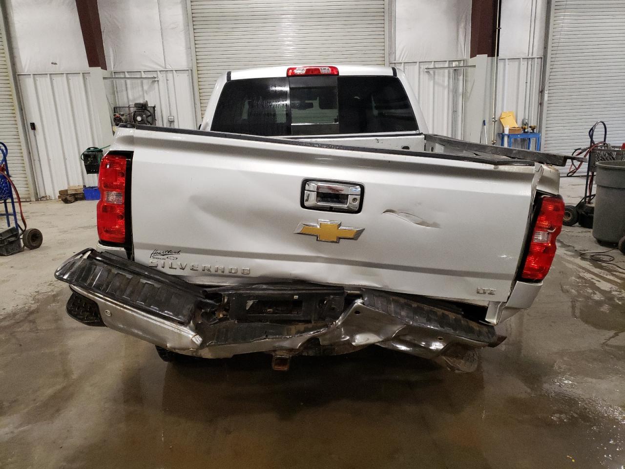 2015 Chevrolet Silverado - Image 6