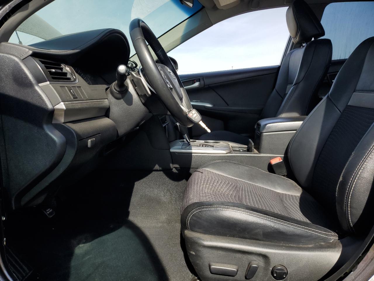 2014 Toyota Camry - Image 7