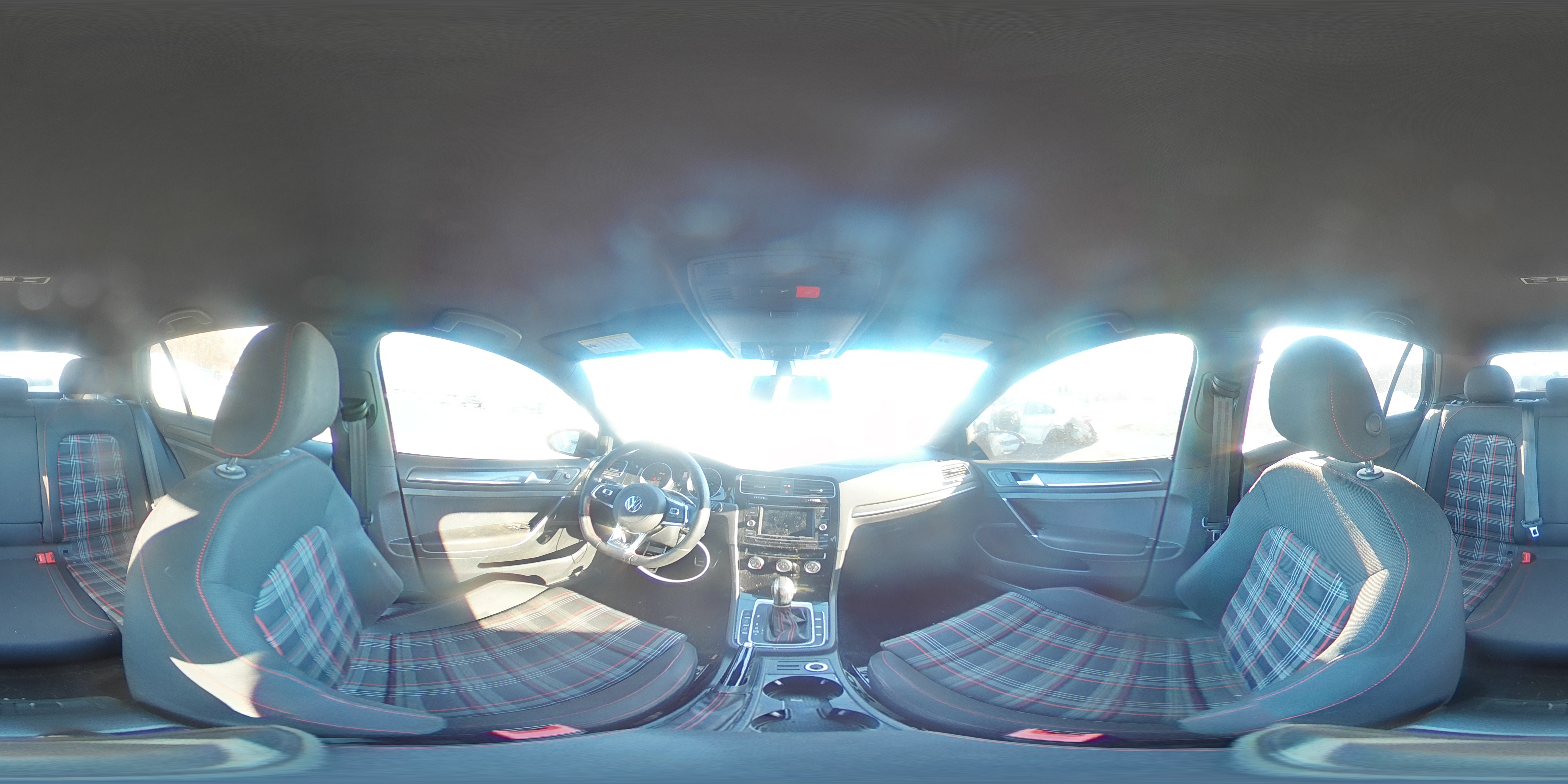 2021 Volkswagen GTI - Image 12