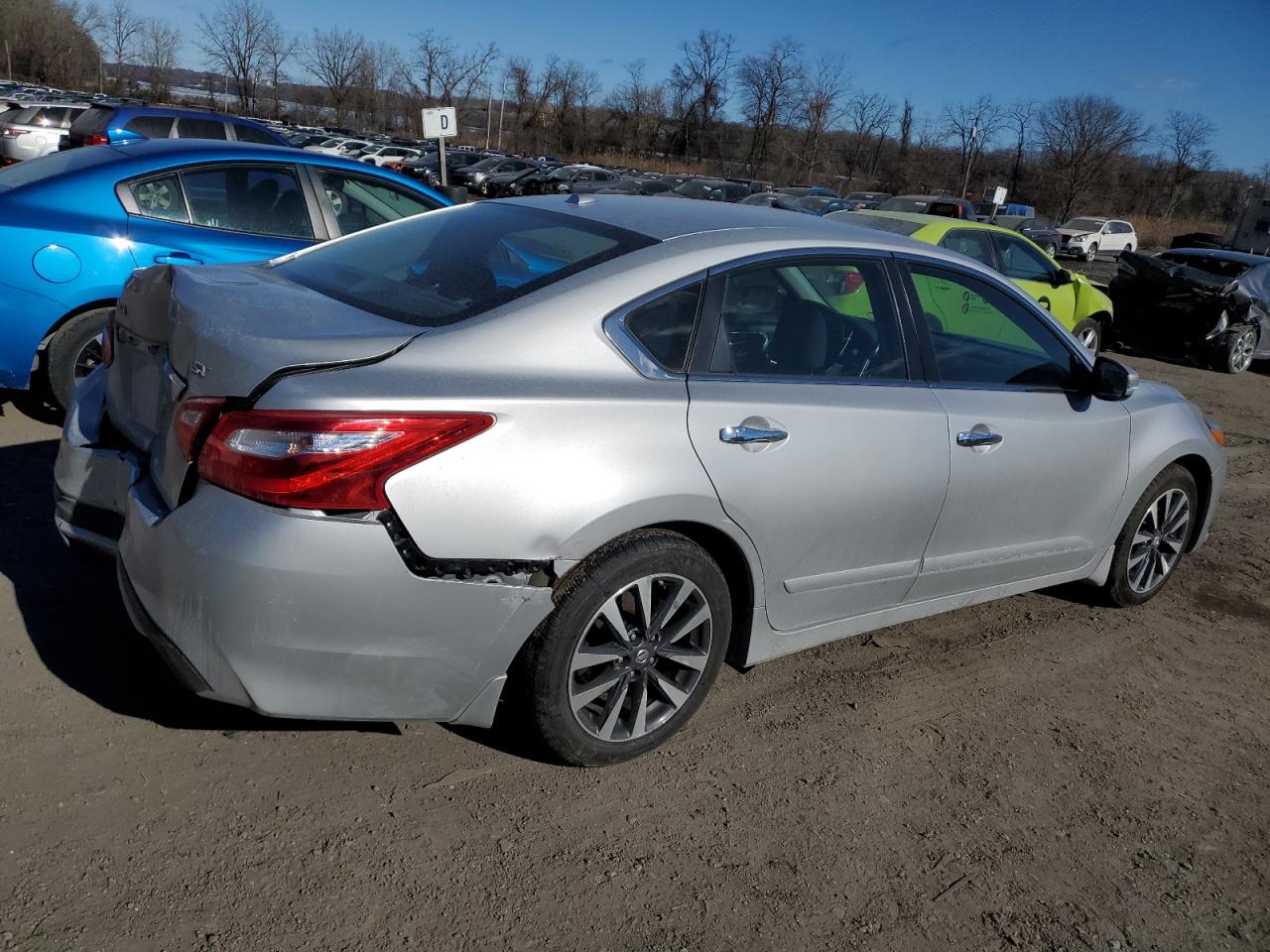 2016 Nissan Altima - Image 3