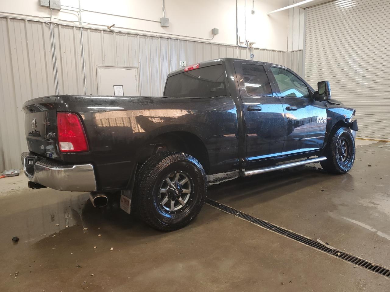 2018 RAM 1500 - Image 3