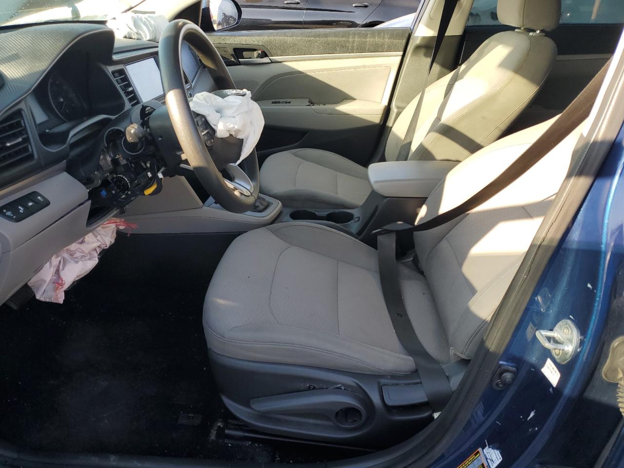 2020 Hyundai Elantra - Image 7