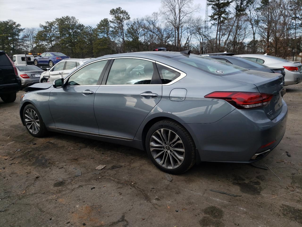 2015 Hyundai Genesis - Image 2