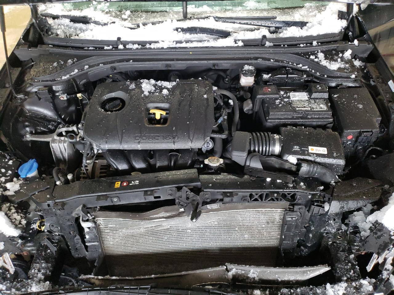 2019 Hyundai Elantra - Image 12