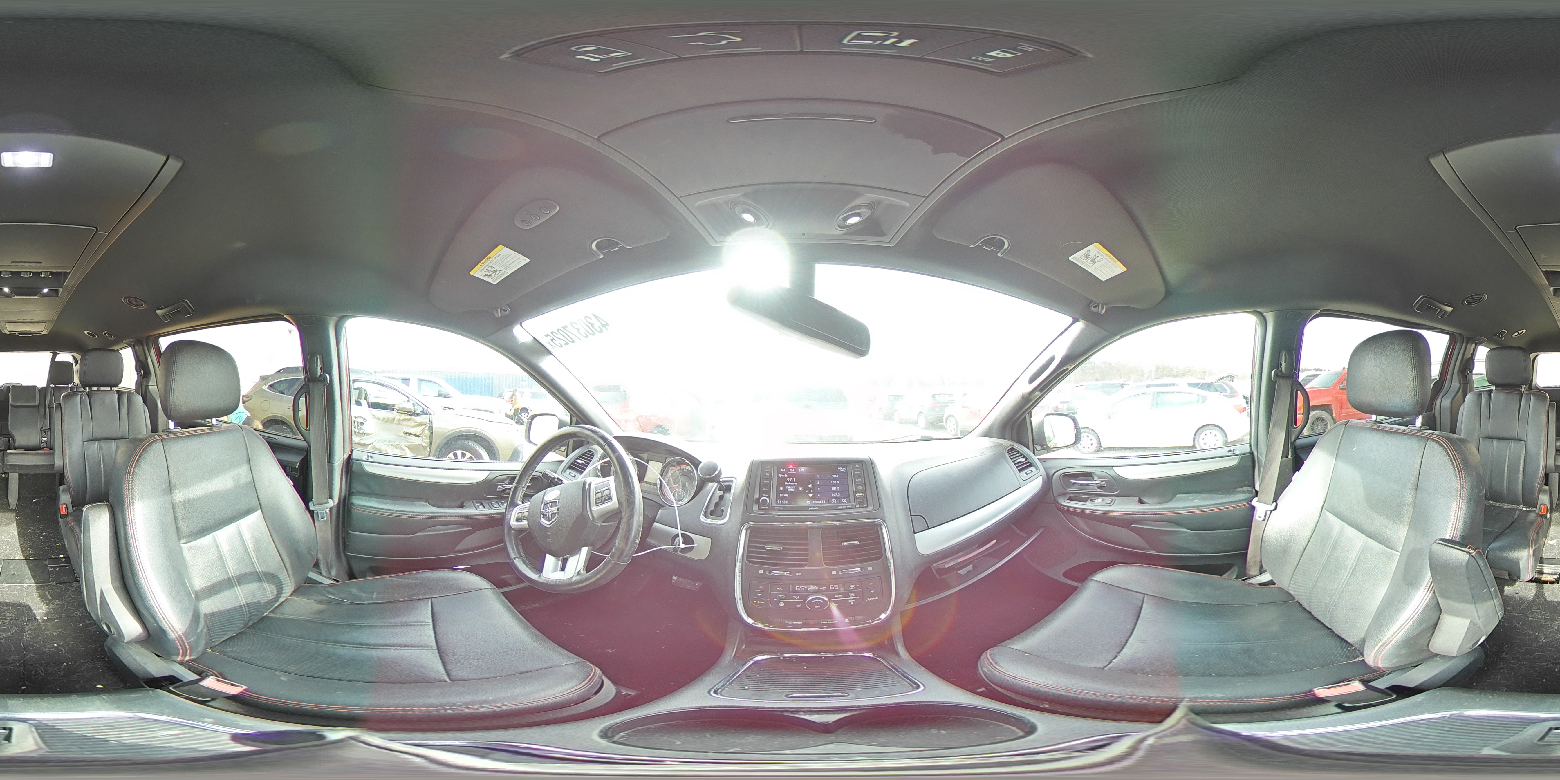 2019 Dodge Caravan - Image 15