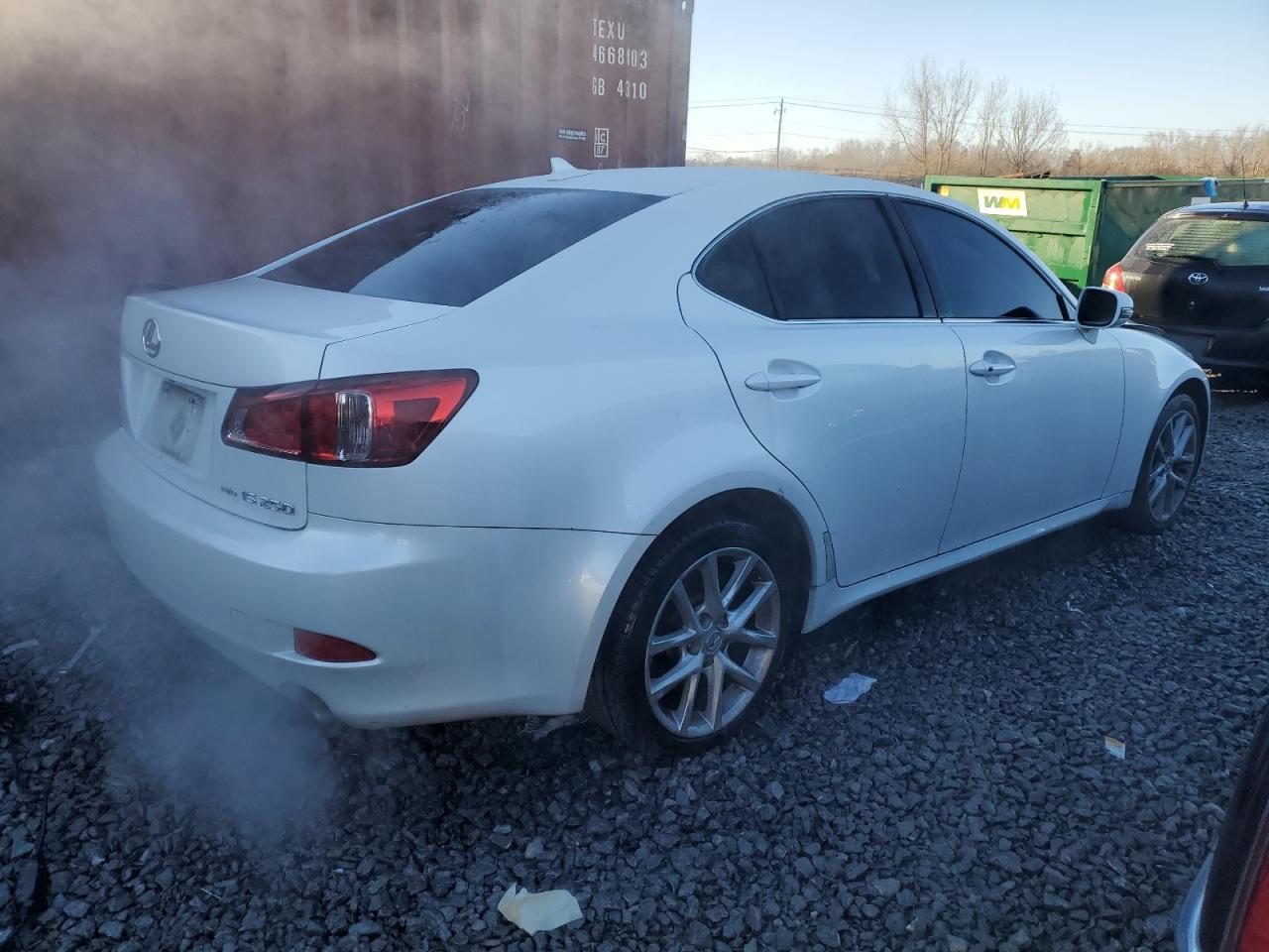 2011 Lexus IS - Image 3