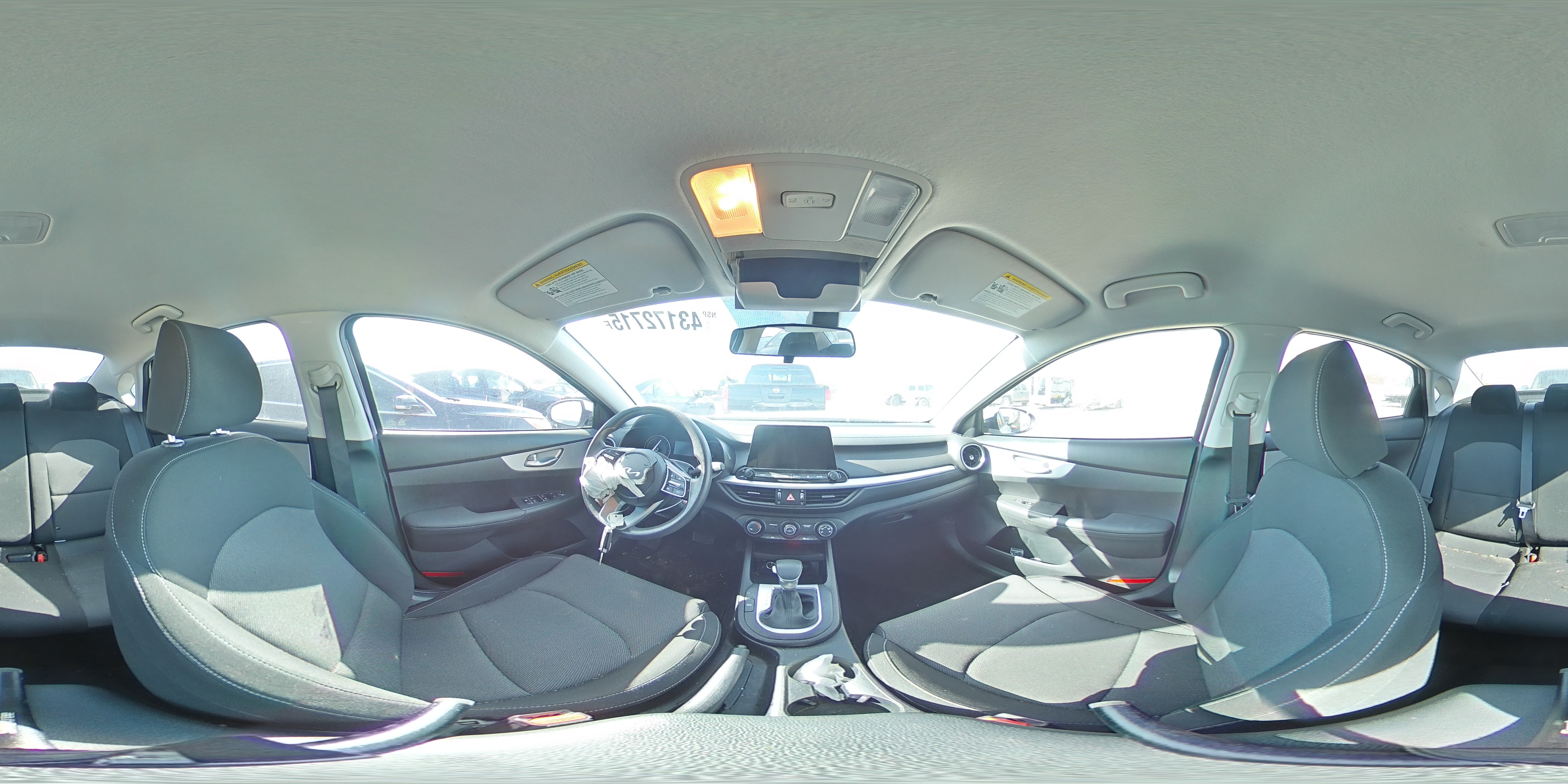 2024 Kia Forte - Image 13