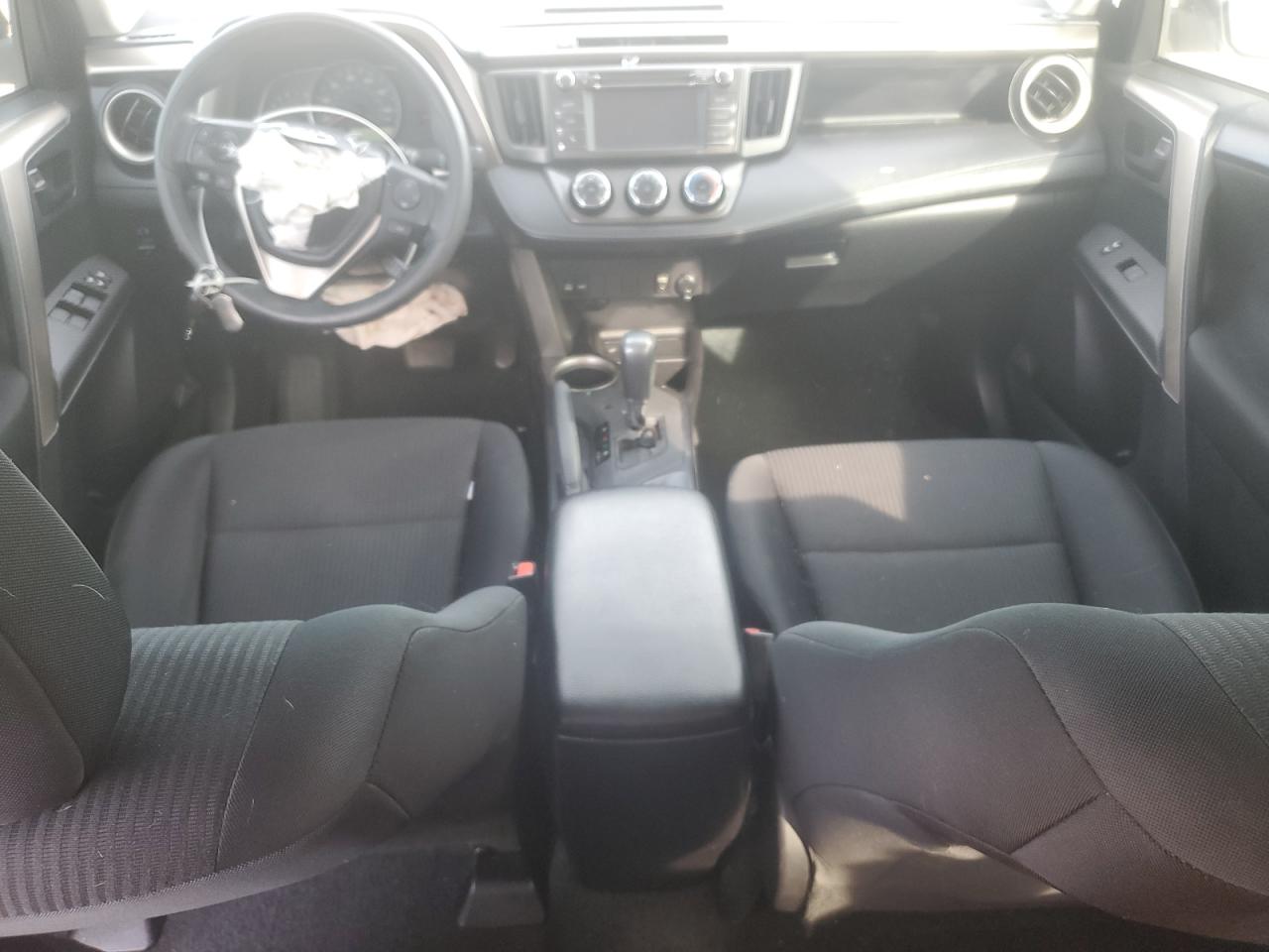 2014 Toyota RAV 4 - Image 8