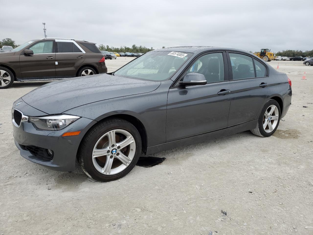 VIN WBA3B5G52DNS00485 2013 BMW 3 SERIES no.1