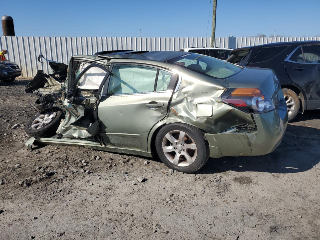 2008 Nissan Altima - Image 2