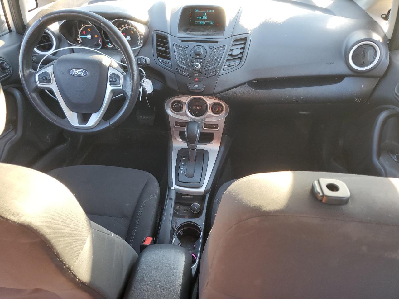 2014 Ford Fiesta - Image 8