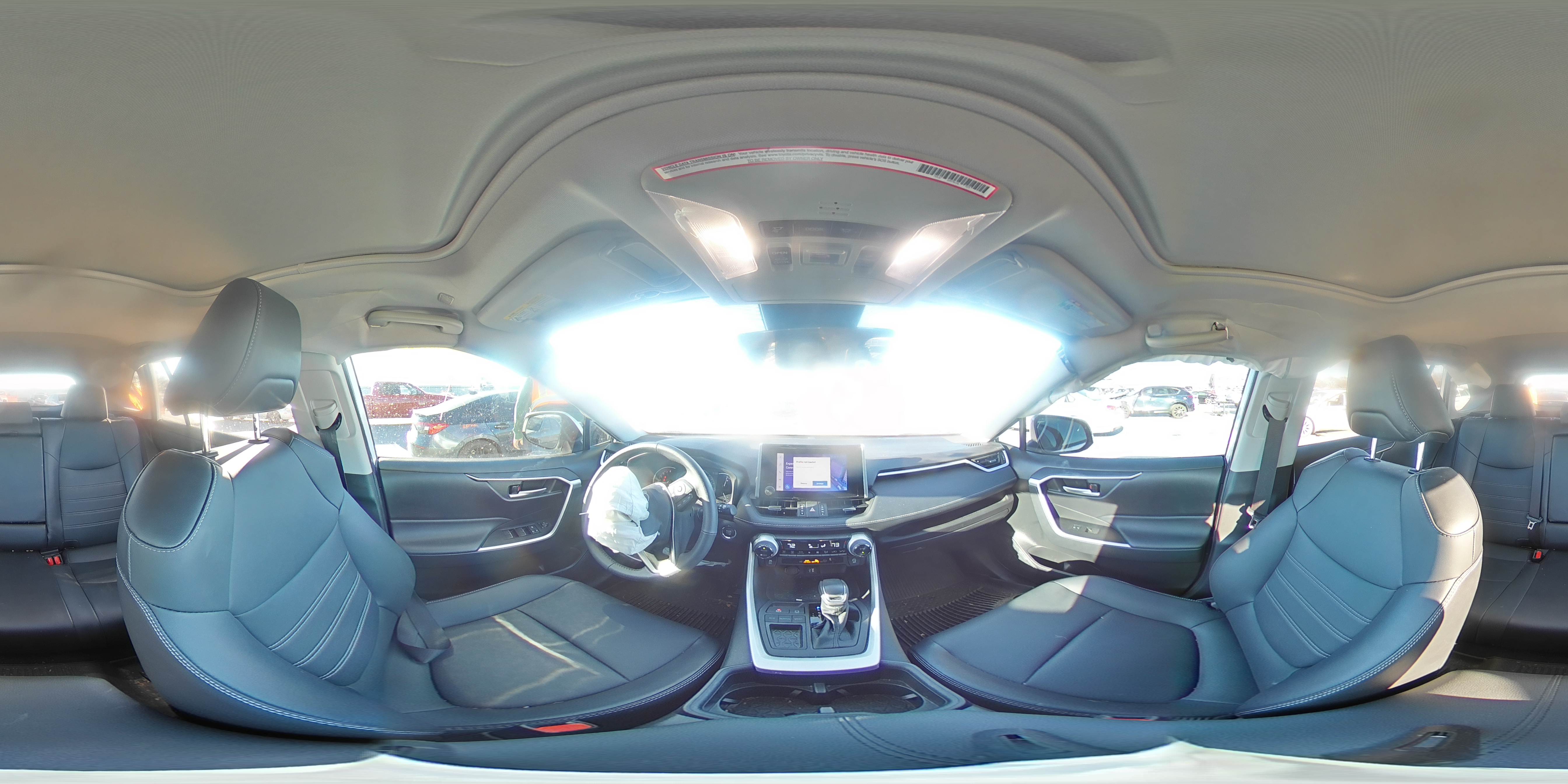 2023 Toyota RAV 4 - Image 13