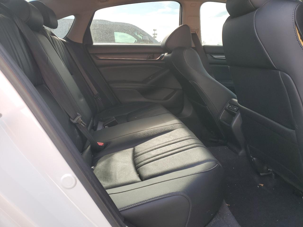 2022 Honda Accord - Image 10