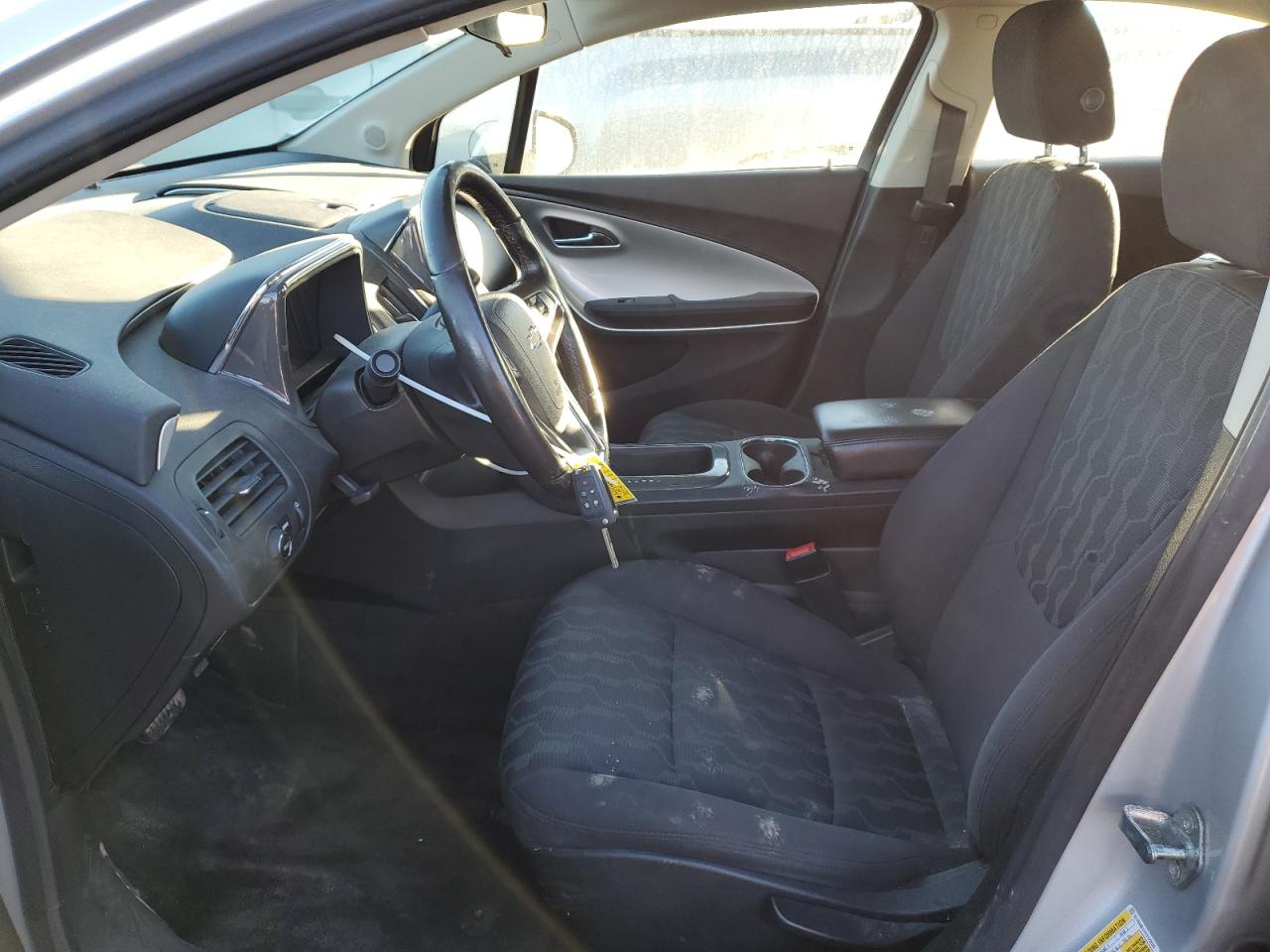 2015 Chevrolet Volt - Image 7