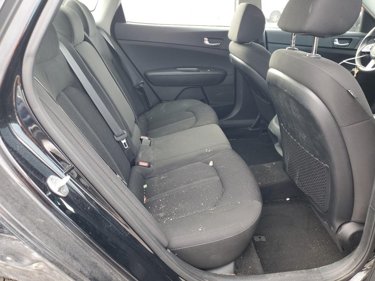 2019 Kia Optima - Image 11