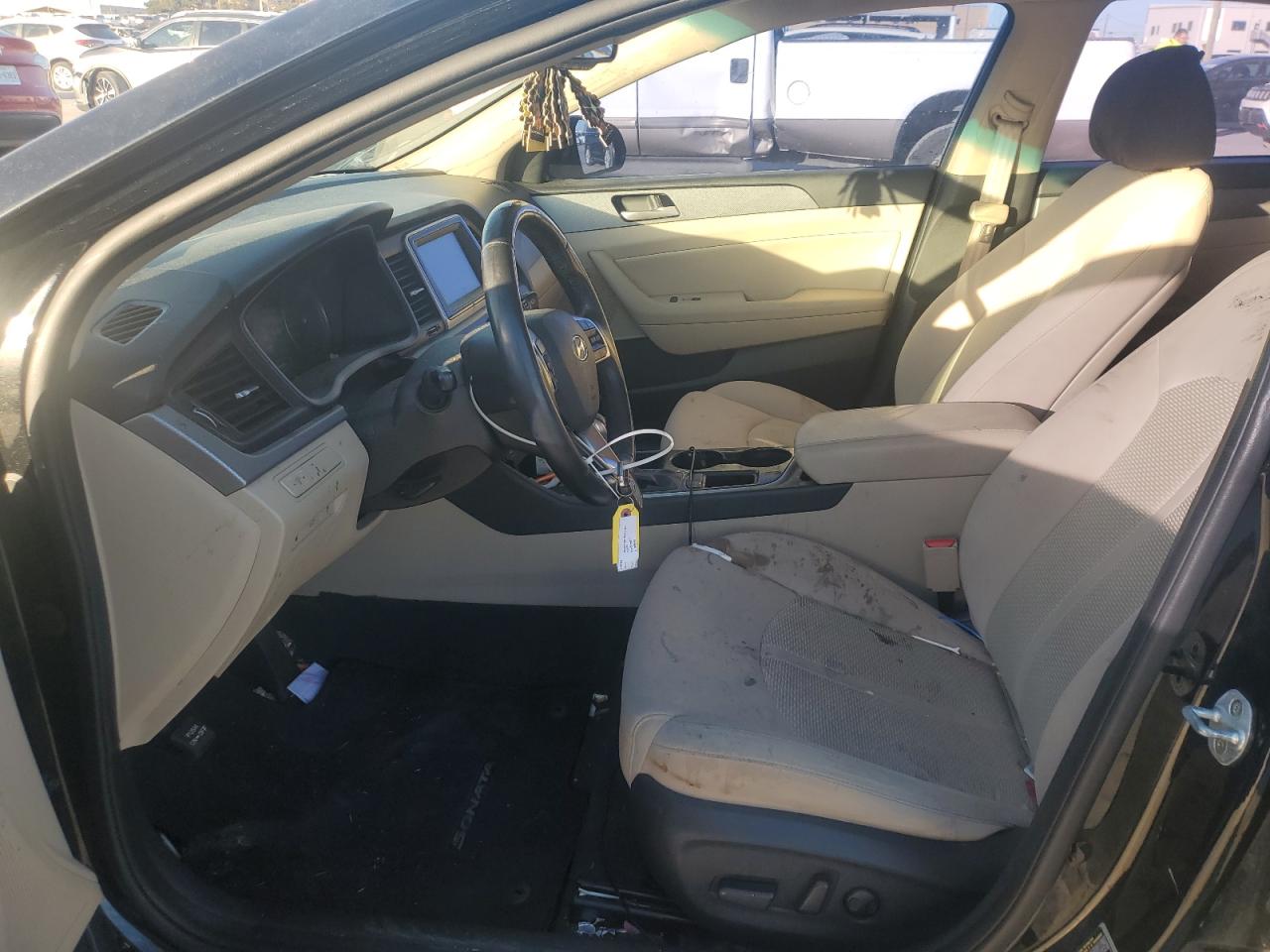 2018 Hyundai Sonata - Image 7