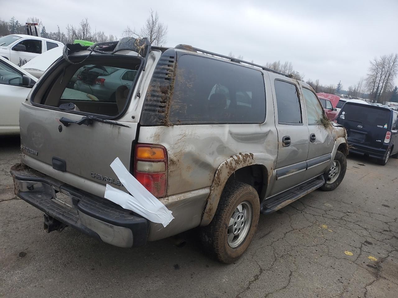 2003 Chevrolet Suburban - Image 3